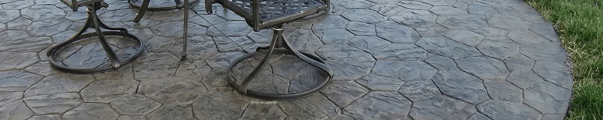Garden relaxation area with professionally installed stone flooring in Charleston SC